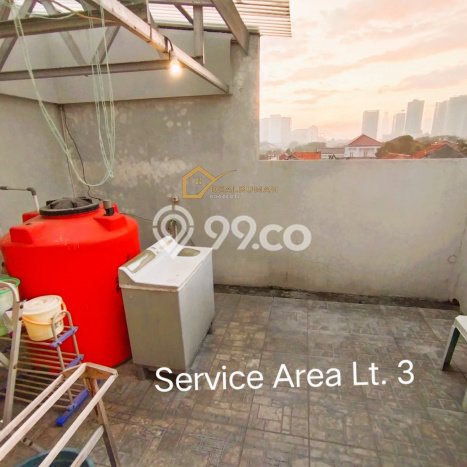 Rumah Area Strategis di Kemanggisan, Jakarta Barat, LT 129m² Bangunan 246m² Rumah Area Strategis di Kemanggisan, Jakarta Barat, LT 129m² Bangunan 246m²