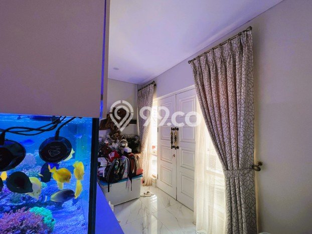 Rumah Minimalis di Ciputat, Tangerang Selatan, Luas 120m² LB 240m² Rumah Minimalis di Ciputat, Tangerang Selatan, Luas 120m² LB 240m²