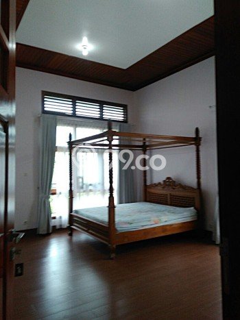 Rumah Luxury Modern Tanpa Renovasi di Sektor 5-Bintaro Jakarta Selatan Rumah Luxury Modern Tanpa Renovasi di Sektor 5-Bintaro Jakarta Selatan