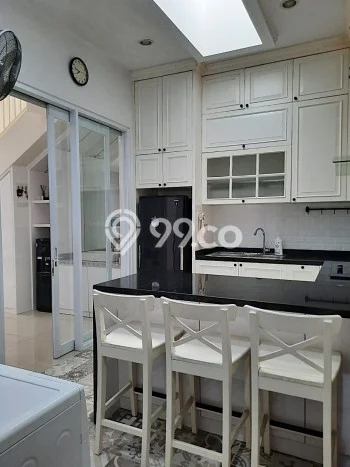 Rumah Lingkungan Asri kawasan Sektor 9-Bintaro, Tangerang Selatan, Luas 105m² LB 145m² Rumah Lingkungan Asri kawasan Sektor 9-Bintaro, Tangerang Selatan, Luas 105m² LB 145m²