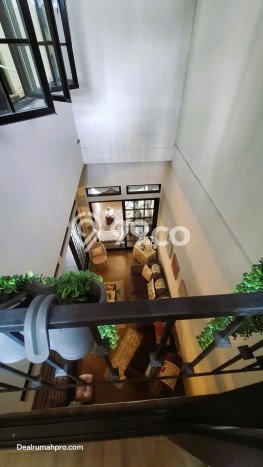 Best Deal Hunian Mewah Ideal dan Luas di BSD, Tangerang Selatan Best Deal Hunian Mewah Ideal dan Luas di BSD, Tangerang Selatan