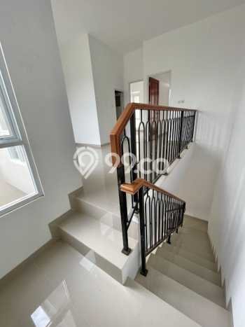 Dijual Rumah Strategis Bagus Punya 3 KT di Pondok Aren Tangerang Selatan SHM Dijual Rumah Strategis Bagus Punya 3 KT di Pondok Aren Tangerang Selatan SHM