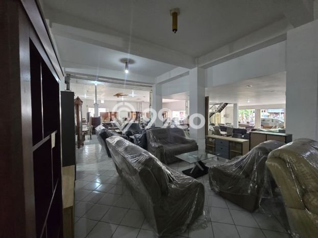Lokasi Strategis! Dijual Komersial Bisnis di Kota Kudus, Kabupaten Kudus Kondisi Bagus Lokasi Strategis! Dijual Komersial Bisnis di Kota Kudus, Kabupaten Kudus Kondisi Bagus
