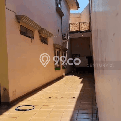 Rumah Elit Modern Tanpa Renovasi di Cipinang Jakarta Timur Rumah Elit Modern Tanpa Renovasi di Cipinang Jakarta Timur