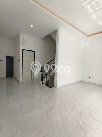Rumah Elit Modern Tanpa Renovasi di Muara Karang Jakarta Utara Rumah Elit Modern Tanpa Renovasi di Muara Karang Jakarta Utara