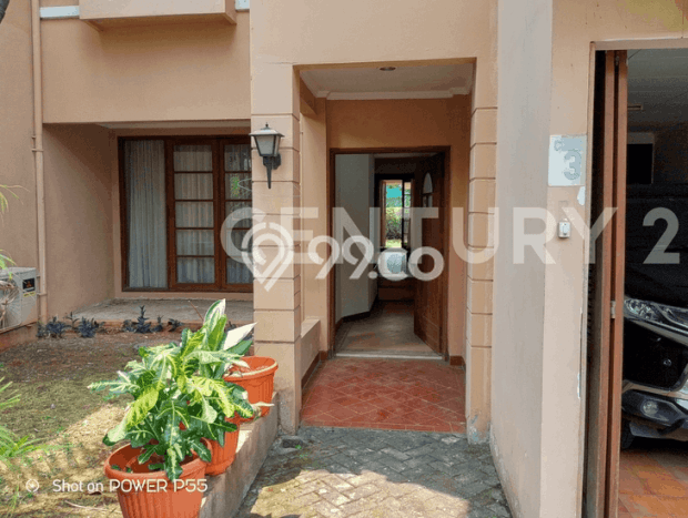 Lokasi terbaik! Rumah siap huni disewakan di Jagakarsa LB 250m2 Lokasi terbaik! Rumah siap huni disewakan di Jagakarsa LB 250m2