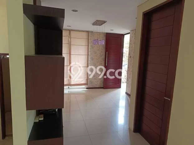 Disewakan Hunian Konsep Minimalis di Kembangan Jakarta Barat dengan 5 KT Disewakan Hunian Konsep Minimalis di Kembangan Jakarta Barat dengan 5 KT