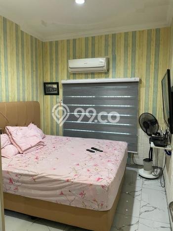 Dijual Rumah Mewah Megah Dengan View Eksklusif di Taman Surya, Jakarta Barat Dijual Rumah Mewah Megah Dengan View Eksklusif di Taman Surya, Jakarta Barat