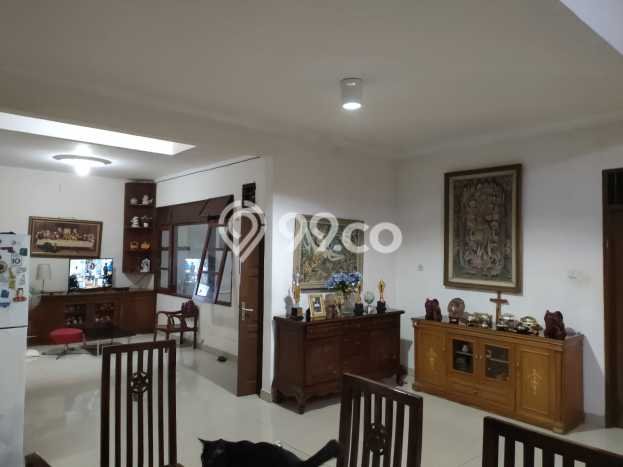 SPECIAL LISTING! Rumah di Semanan, 6 KT, Dekat Fasilitas, LT 210m² LB 360m² SPECIAL LISTING! Rumah di Semanan, 6 KT, Dekat Fasilitas, LT 210m² LB 360m²
