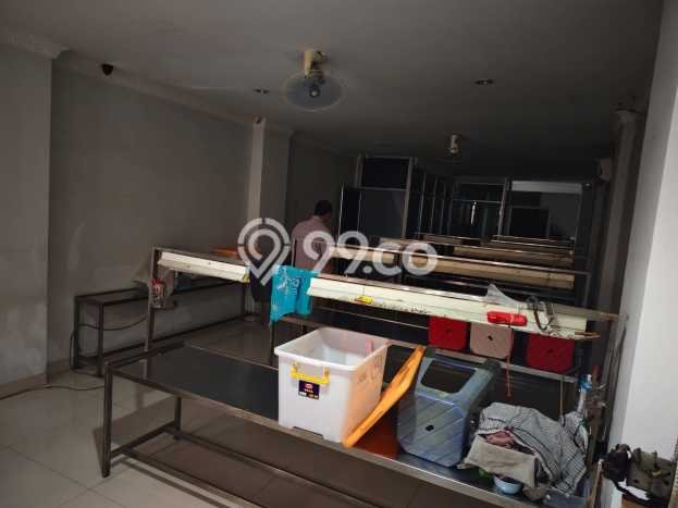 Ruko Dijual Lokasi Emas di Cengkareng Luas 160m2 Ruko Dijual Lokasi Emas di Cengkareng Luas 160m2