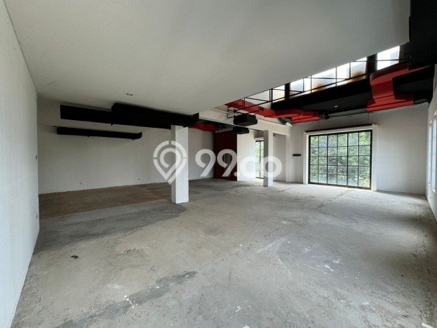 Unit Kantor Dijual di Jakarta Selatan LT 350m2 & LB 622m2 Unit Kantor Dijual di Jakarta Selatan LT 350m2 & LB 622m2