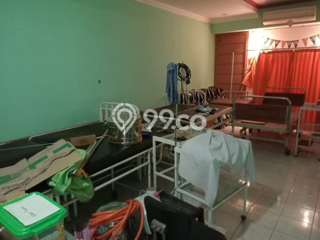 Area Ramai! Komersial Dijual di Duren Sawit untuk Bisnis Luas Bangunan 700m2 Area Ramai! Komersial Dijual di Duren Sawit untuk Bisnis Luas Bangunan 700m2