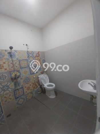 Ruko Disewakan di Area Ramai Cempaka Putih, Jakarta Pusat Ruko Disewakan di Area Ramai Cempaka Putih, Jakarta Pusat