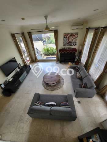 HUNIAN PILIHAN! Rumah kawasan Kemang, 3 KM, Area Strategis, Luas 500m² Bangunan 600m² HUNIAN PILIHAN! Rumah kawasan Kemang, 3 KM, Area Strategis, Luas 500m² Bangunan 600m²