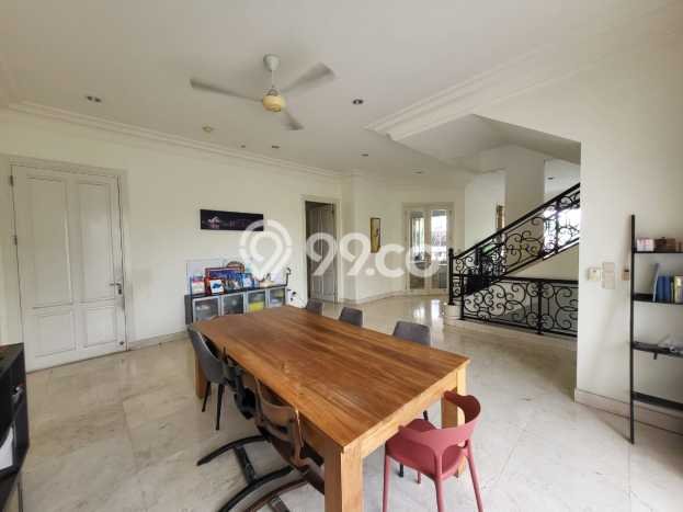 HUNIAN PILIHAN! Rumah kawasan Kemang, 3 KM, Area Strategis, Luas 500m² Bangunan 600m² HUNIAN PILIHAN! Rumah kawasan Kemang, 3 KM, Area Strategis, Luas 500m² Bangunan 600m²