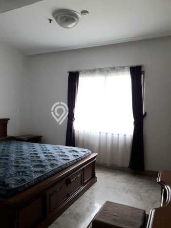 Apartemen Disewakan 3 Kamar Murah Siap Huni di Jakarta Selatan, Luas 120m2 Apartemen Disewakan 3 Kamar Murah Siap Huni di Jakarta Selatan, Luas 120m2
