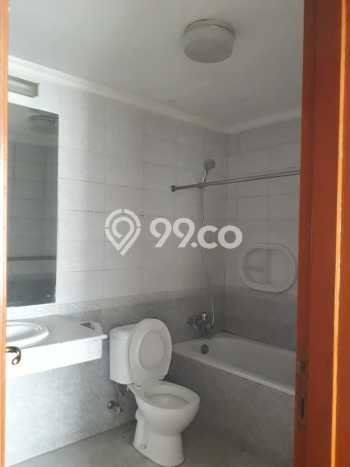 Apartemen Disewakan 3 Kamar Murah Siap Huni di Jakarta Selatan, Luas 120m2 Apartemen Disewakan 3 Kamar Murah Siap Huni di Jakarta Selatan, Luas 120m2