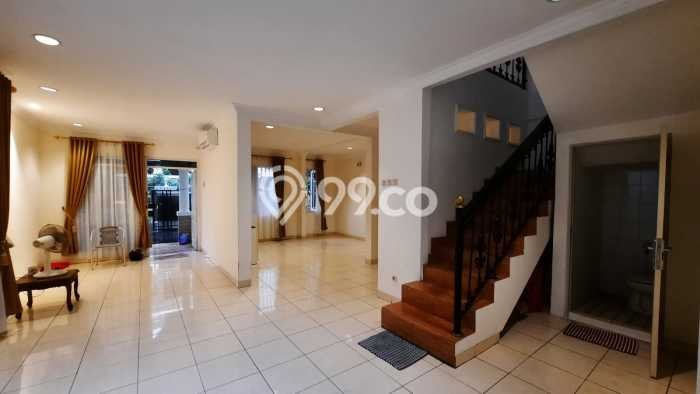 Jarang Ada! Rumah Kontrakan 4 Kamar Nyaman Siap Huni Pondok Indah Jarang Ada! Rumah Kontrakan 4 Kamar Nyaman Siap Huni Pondok Indah