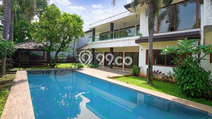 Sewa Rumah Strategis di Pejaten LT 800m2 / LB 500m2 Kondisi Bagus Sewa Rumah Strategis di Pejaten LT 800m2 / LB 500m2 Kondisi Bagus
