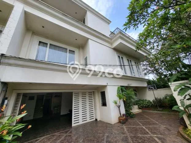 HUNIAN PILIHAN! Rumah kawasan Kemang, 3 KM, Area Strategis, Luas 500m² Bangunan 600m² HUNIAN PILIHAN! Rumah kawasan Kemang, 3 KM, Area Strategis, Luas 500m² Bangunan 600m²