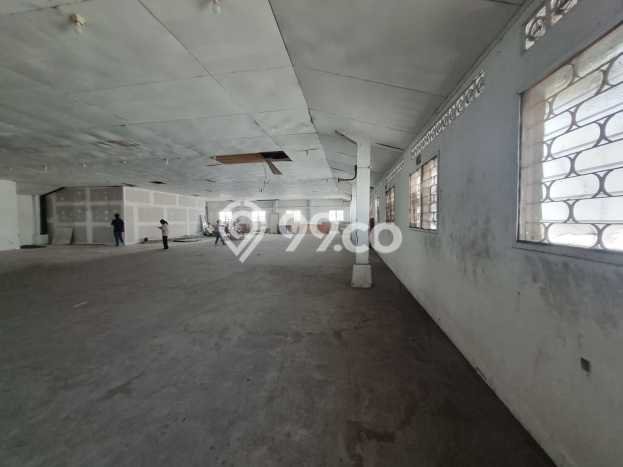Unit Komersial Tersedia di Kemandoran Spesifikasi LB 239m2 Unit Komersial Tersedia di Kemandoran Spesifikasi LB 239m2
