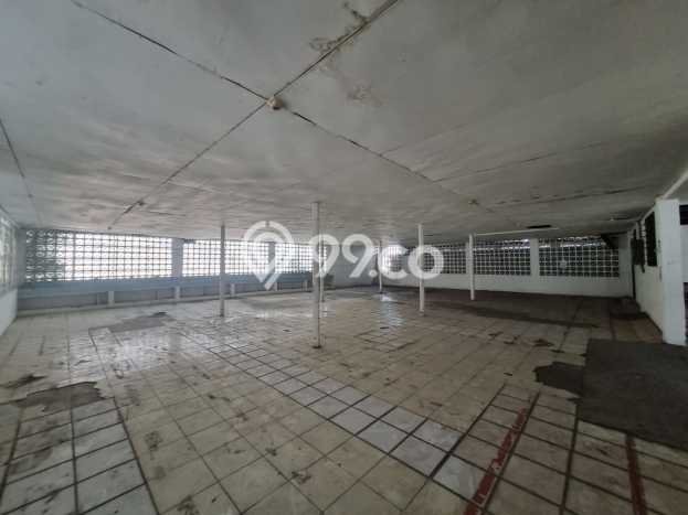 Unit Komersial Tersedia di Kemandoran Spesifikasi LB 239m2 Unit Komersial Tersedia di Kemandoran Spesifikasi LB 239m2