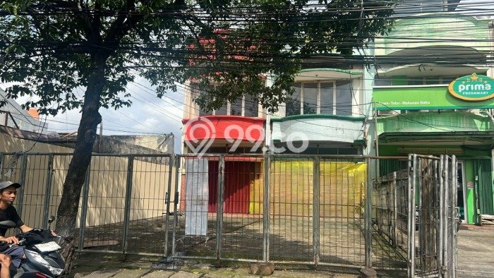 Disewakan Ruko Premium Kawasan Kebayoran Lama, Luas 100m², Area Bisnis, Jalan Bagus Disewakan Ruko Premium Kawasan Kebayoran Lama, Luas 100m², Area Bisnis, Jalan Bagus