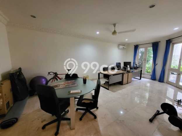 HUNIAN PILIHAN! Rumah kawasan Kemang, 3 KM, Area Strategis, Luas 500m² Bangunan 600m² HUNIAN PILIHAN! Rumah kawasan Kemang, 3 KM, Area Strategis, Luas 500m² Bangunan 600m²