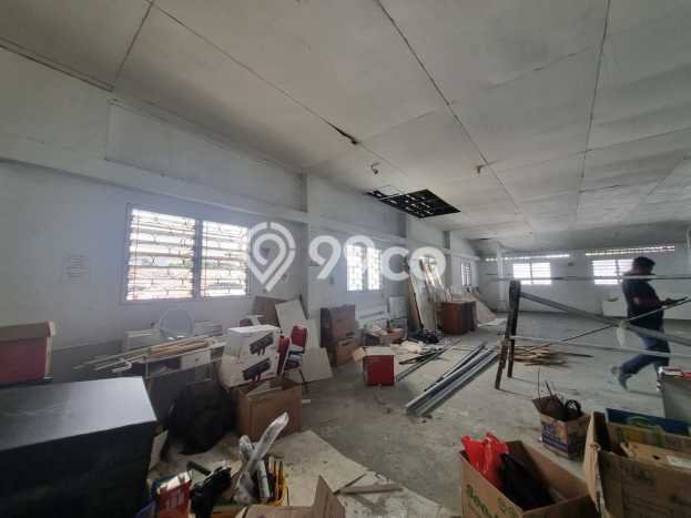Unit Komersial Tersedia di Kemandoran Spesifikasi LB 239m2 Unit Komersial Tersedia di Kemandoran Spesifikasi LB 239m2