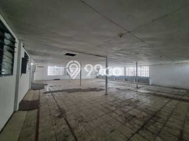 Unit Komersial Tersedia di Kemandoran Spesifikasi LB 239m2 Unit Komersial Tersedia di Kemandoran Spesifikasi LB 239m2