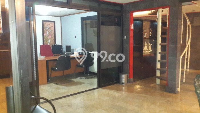 Rumah LT 510m² Lokasi Asri di Tebet, Jakarta Selatan Rumah LT 510m² Lokasi Asri di Tebet, Jakarta Selatan