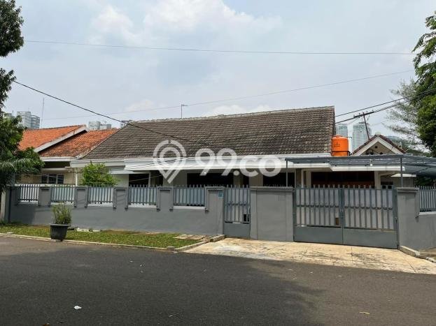 PROPERTI PILIHAN! Rumah Asri area Gandaria, LT 350m² Bangunan 250m² PROPERTI PILIHAN! Rumah Asri area Gandaria, LT 350m² Bangunan 250m²