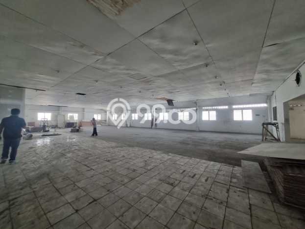 Unit Komersial Tersedia di Kemandoran Spesifikasi LB 239m2 Unit Komersial Tersedia di Kemandoran Spesifikasi LB 239m2