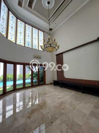 Rumah Kondisi Baik Disewakan di Pondok Indah, Jakarta Selatan LT 460m2, LB 320m2 Rumah Kondisi Baik Disewakan di Pondok Indah, Jakarta Selatan LT 460m2, LB 320m2