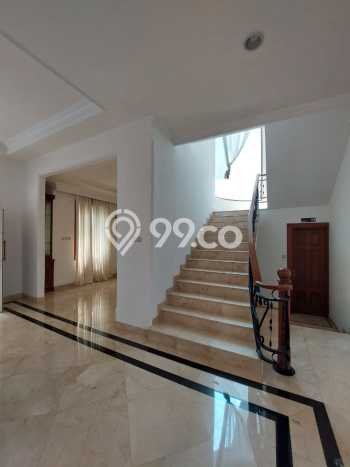 Rumah Kondisi Baik Disewakan di Pondok Indah, Jakarta Selatan LT 460m2, LB 320m2 Rumah Kondisi Baik Disewakan di Pondok Indah, Jakarta Selatan LT 460m2, LB 320m2