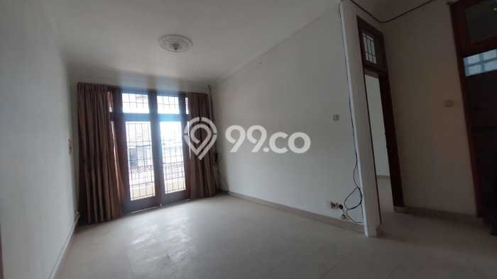 Rumah di Tebet, 5 KT, View Indah, LT 398m² LB 425m² Rumah di Tebet, 5 KT, View Indah, LT 398m² LB 425m²