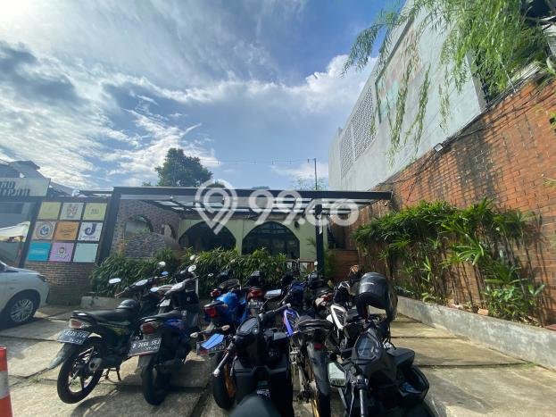 Rumah Modern Disewakan di Kebayoran Baru Jakarta Selatan Area Sangat Strategis Rumah Modern Disewakan di Kebayoran Baru Jakarta Selatan Area Sangat Strategis