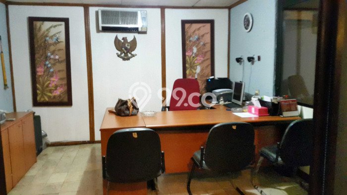 Rumah LT 510m² Lokasi Asri di Tebet, Jakarta Selatan Rumah LT 510m² Lokasi Asri di Tebet, Jakarta Selatan