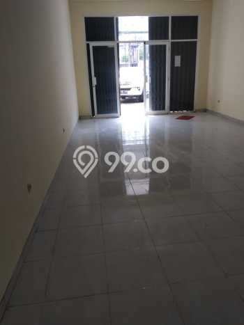 Ruko Area Komersial di Cipete, Luas 200m², Siap Operasional Ruko Area Komersial di Cipete, Luas 200m², Siap Operasional