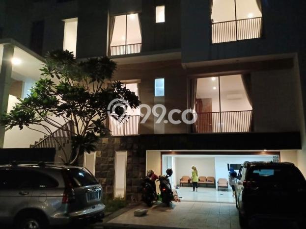 Rumah sewa siap huni 4 KT di Tanjung Barat, Jakarta Selatan Rumah sewa siap huni 4 KT di Tanjung Barat, Jakarta Selatan