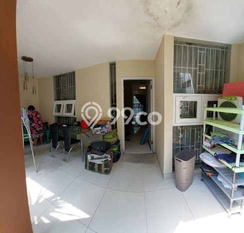 PROMO SPESIAL! Rumah Ready Stock lokasi Banyumanik, Semarang, Luas 195m2m² Bangunan 150m2m² PROMO SPESIAL! Rumah Ready Stock lokasi Banyumanik, Semarang, Luas 195m2m² Bangunan 150m2m²