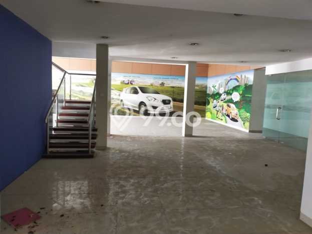 Disewakan Gudang komersial di Kebon Jeruk luas bangunan 900m2 Disewakan Gudang komersial di Kebon Jeruk luas bangunan 900m2