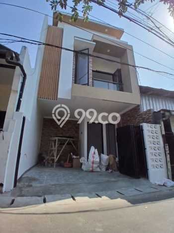 Rumah Strategis Minimalis Lb 90m2 di Mampang Prapatan, Jakarta Selatan Rumah Strategis Minimalis Lb 90m2 di Mampang Prapatan, Jakarta Selatan