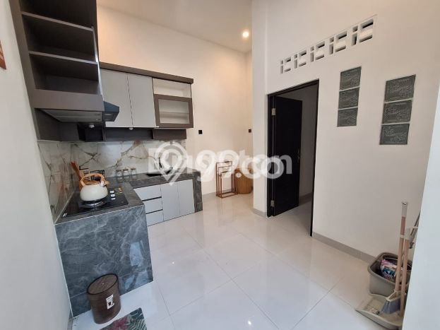 Dijual Rumah 4 Kamar Lokasi Ideal Nyaman dan Strategis di Tanjung Karang Timur Dijual Rumah 4 Kamar Lokasi Ideal Nyaman dan Strategis di Tanjung Karang Timur
