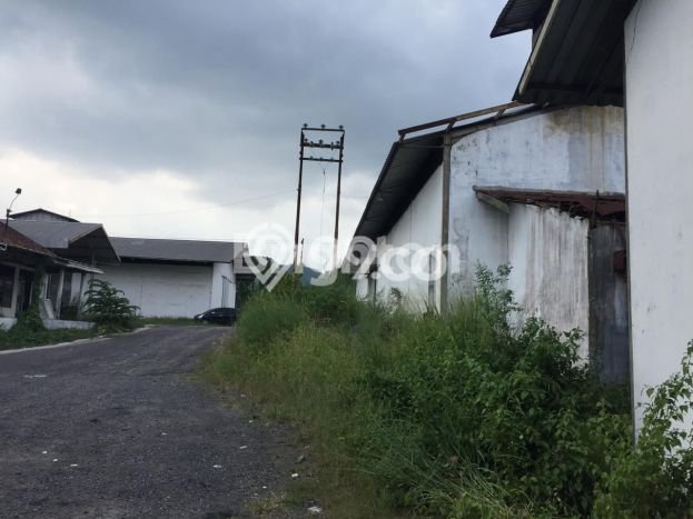 Gudang Dijual Lokasi Emas di Sukabumi Luas 2000m2 Gudang Dijual Lokasi Emas di Sukabumi Luas 2000m2