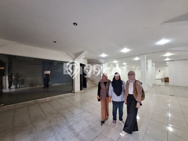 Ruko Dijual di Kawasan Tanjung Karang Pusat, Bandar Lampung Harga Kompetitif Ruko Dijual di Kawasan Tanjung Karang Pusat, Bandar Lampung Harga Kompetitif