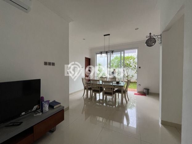 Hot Offer Hunian Mewah Ideal dan Luas di Teluk Betung Selatan, Bandar Lampung Hot Offer Hunian Mewah Ideal dan Luas di Teluk Betung Selatan, Bandar Lampung