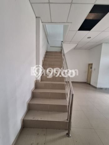 Untuk Dijual Gudang di Panjang Bandar Lampung LT 5e+06m2 / LB 680m2 Untuk Dijual Gudang di Panjang Bandar Lampung LT 5e+06m2 / LB 680m2