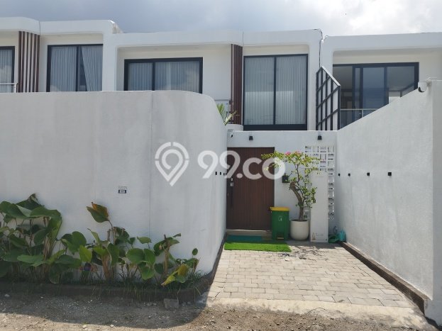Vila Kawasan , Dimensi 120m2m², Lokasi Strategis untuk bisnis Vila Kawasan , Dimensi 120m2m², Lokasi Strategis untuk bisnis