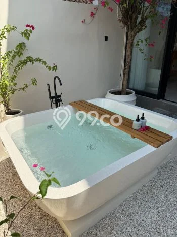 PELUANG INVESTASI! Vila di , Area 100m2m², Prospek Menjanjikan PELUANG INVESTASI! Vila di , Area 100m2m², Prospek Menjanjikan